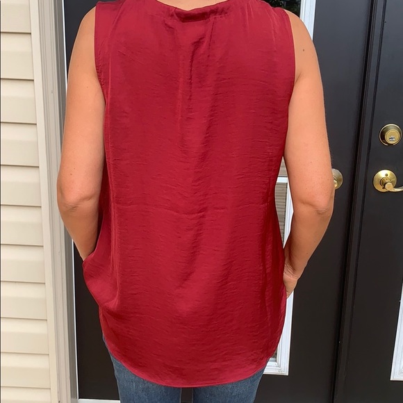 Silky red tank top - Picture 2 of 2